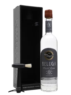 Beluga Gold Line v koženém obalu 40 % 1 l