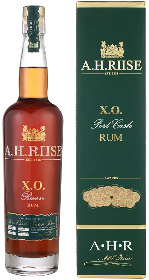 A. H. Riise Port Cask Finish Rum 45 % 0,7 l