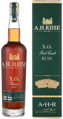 A. H. Riise Port Cask Finish Rum 45 % 0,7 l