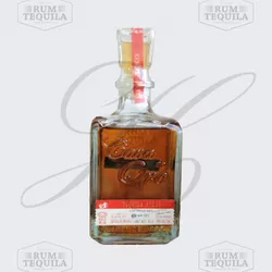 Cava de Oro Aňejo 40 % 0,7 l